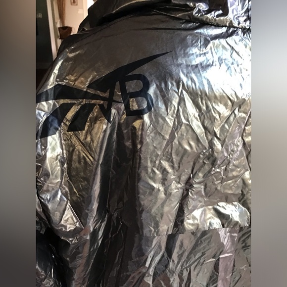 Reebok x Victoria Beckham Pewter Foil Jacket Metallic Windbreaker RBK VB Sz M - Picture 9 of 10